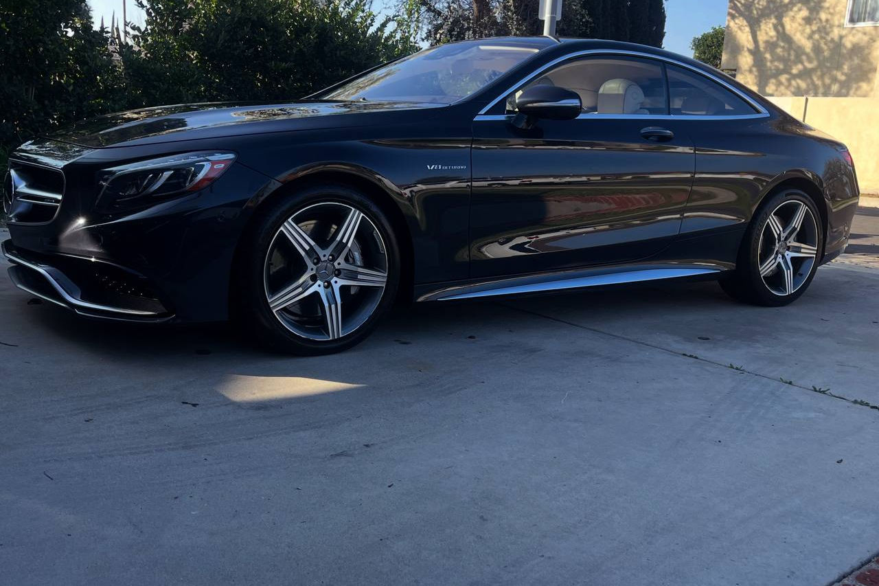 2015 Mercedes-Benz S63 AMG